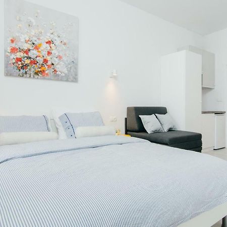 Sia Downtown Apartments ซาเกร็บ ภายนอก รูปภาพ