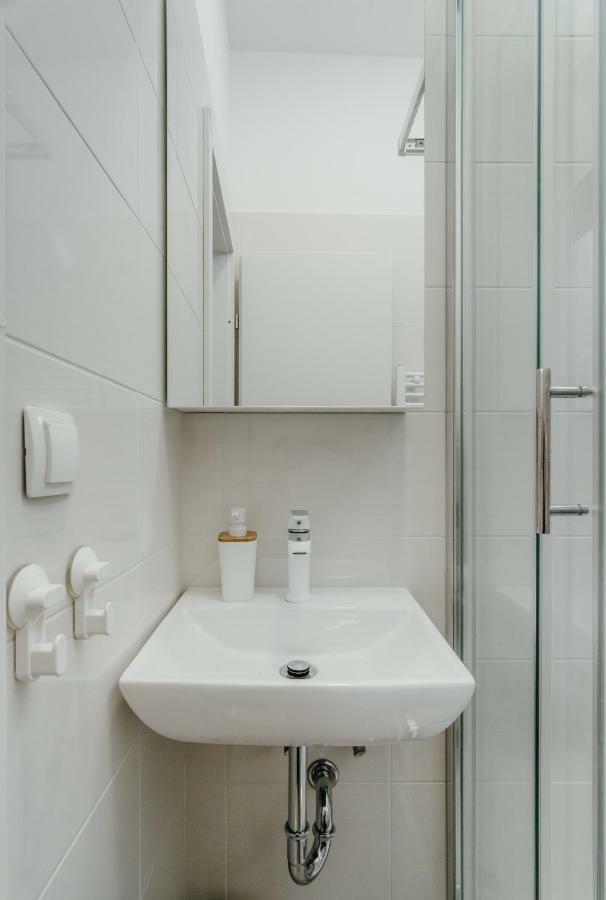 Sia Downtown Apartments ซาเกร็บ ภายนอก รูปภาพ